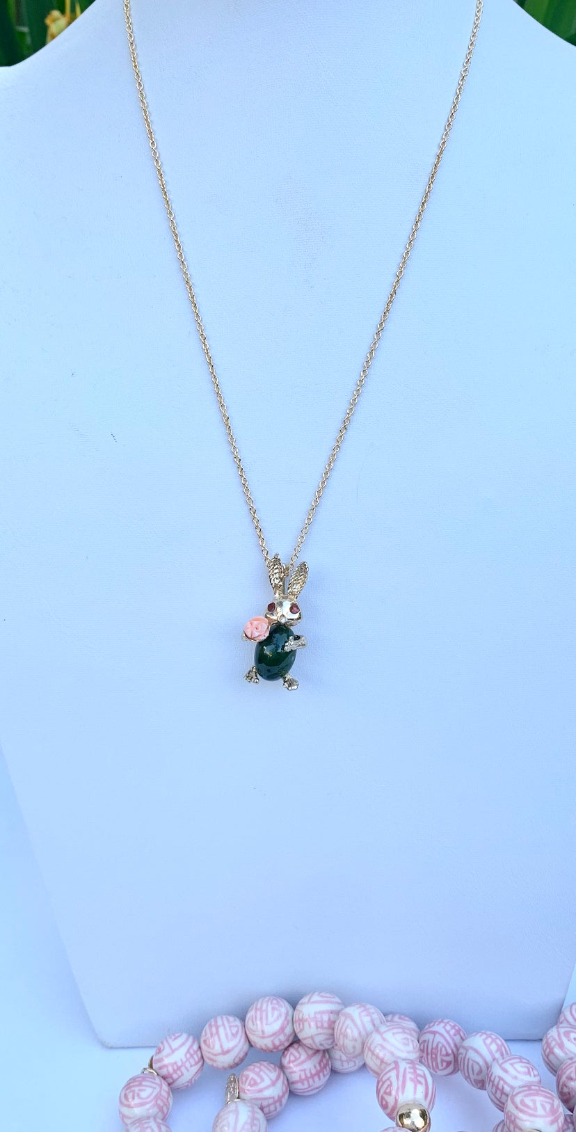 Vintage Bunny pendant necklace