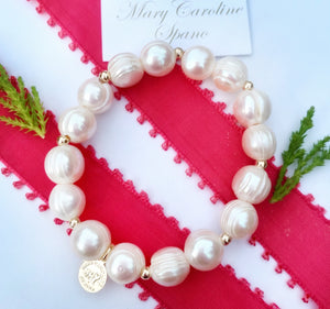 Freshwater pearl and gold bead bracelet